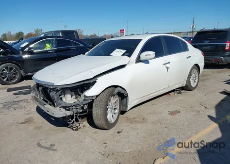 2011 Hyundai Genesis 3.8 z USA, uszkodzony, nr VIN KMHGC4DE2BU114043